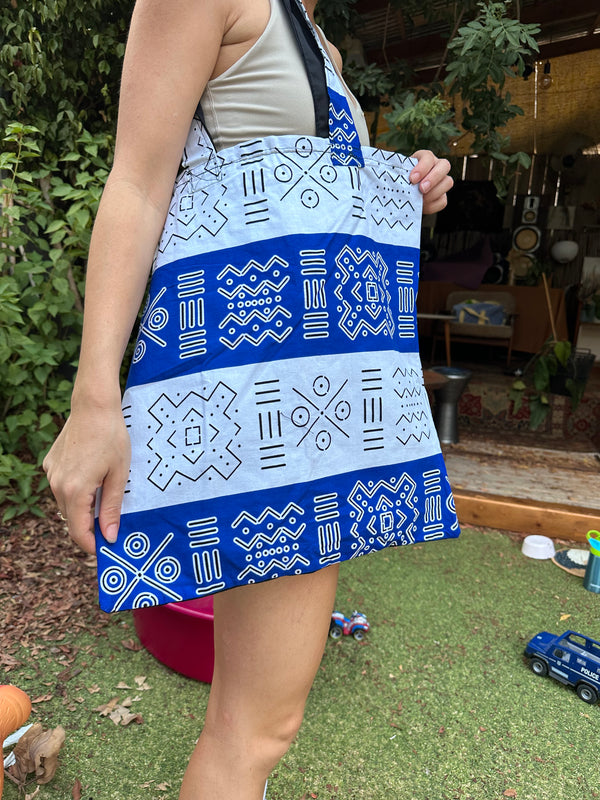 African BLUE&WHITE bag